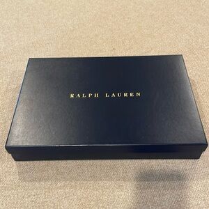 Ralph Lauren Storage Box Blue

See pictures for size